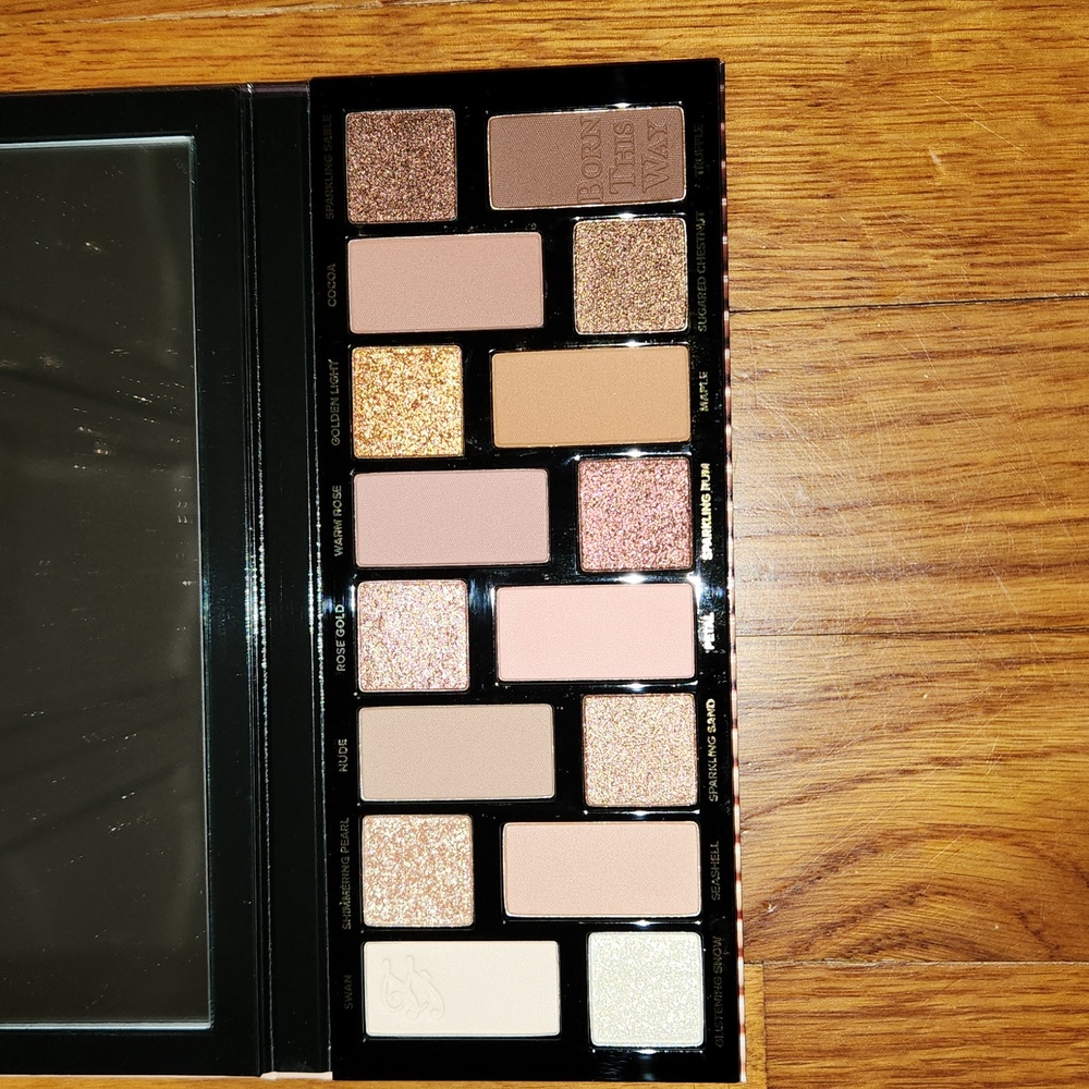 Too Faced The Natural Nudes Palette